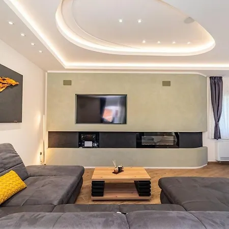 Nyaraló Ferienhaus Mit Privatpool Fuer 8 Personen Ca 160 Qm In Zadar, Dalmatien Und Umgebung